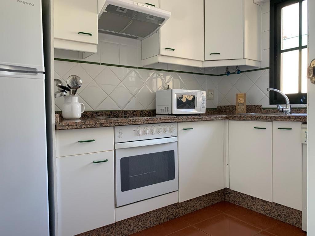 Apartamentos Исла-Канела Экстерьер фото