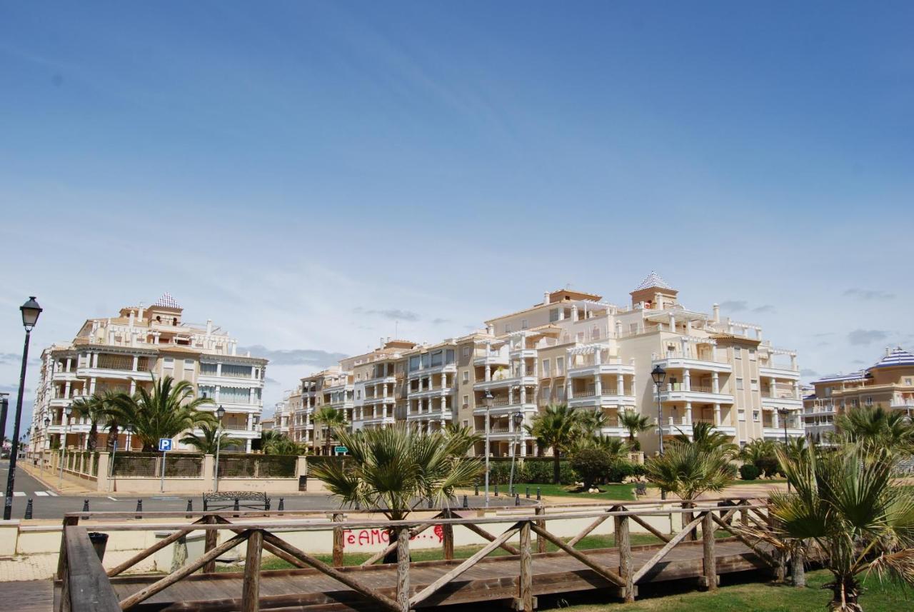 Apartamentos Исла-Канела Экстерьер фото